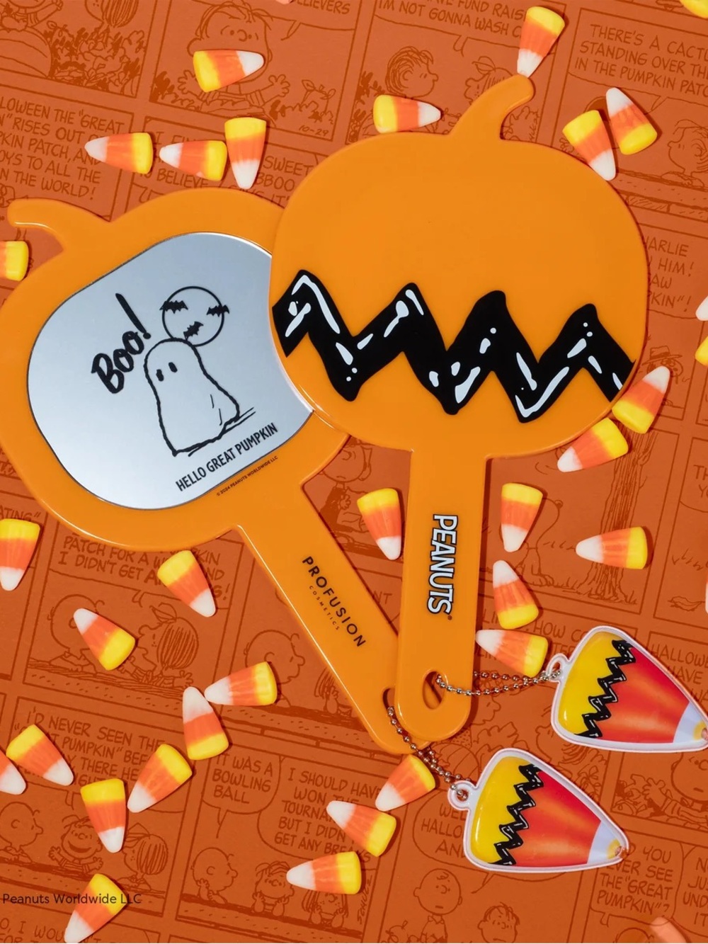 Profusion Cosmetics Peanuts Snoopy Halloween Black & Orange Makeup Bag Set - Picture 4 of 6
